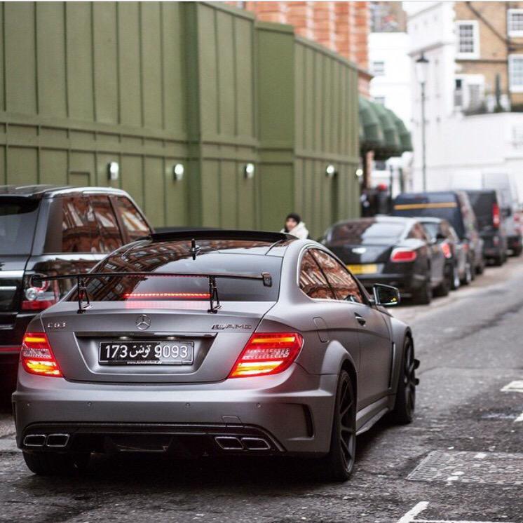 _OnlyCars's tweet image. Mercedes C63 AMG Black Séries Tunisie in London 
@MercedesBenz @MercedesAMG