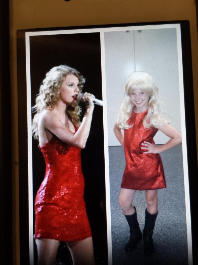 danigauth's tweet photo. @1989TUpdates mini Taylor swift from mrytle beach will be in charlotte @egauth85  #helpkyleemeettaylor http://t.co/UC69leQMnV