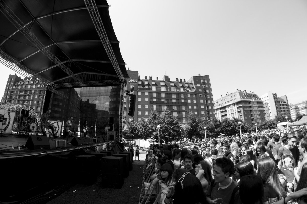 Enkorerock's tweet photo. #KanalaTour EKAINEKO KOTZERTUAK / CONCIERTOS JUNIO
20 LEIOA
27 DIMA
Data gehiago / Más fechas: http://t.co/wUq5IeFs23 http://t.co/smDf35t7Qh