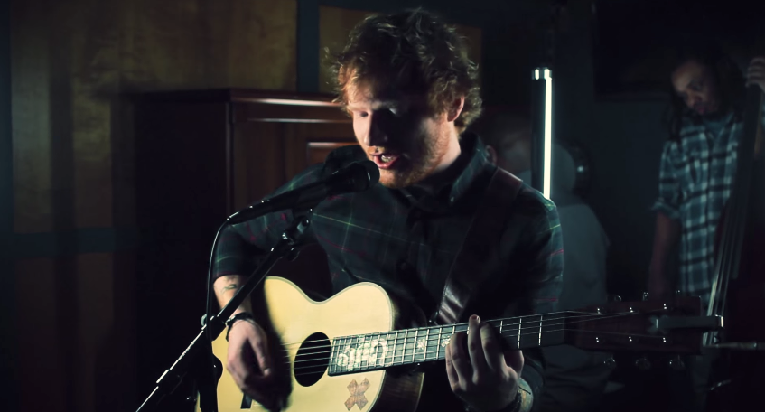 FallonTonight's tweet photo. Web exclusive: @edsheeran and @theroots cover @fettywap's "Trap Queen" backstage! https://t.co/gso9Eb98kX http://t.co/syA0wxcs5J