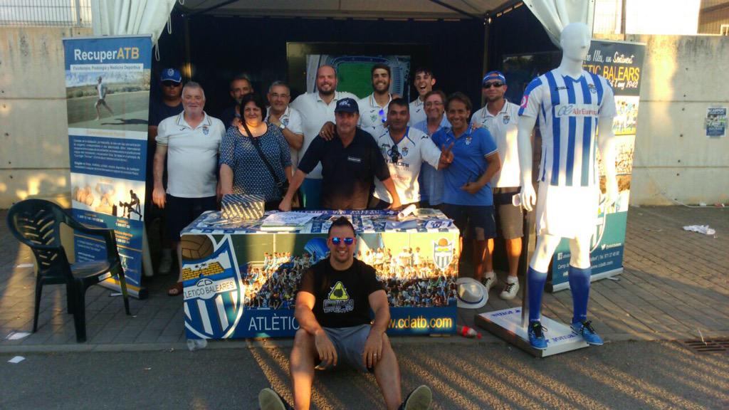 atleticbalears's tweet photo. Moltes gràcies als visitants del punt #ATB i més als voluntaris que ho heu fet possible 🔝🔝 http://t.co/lOKWMTd4vo