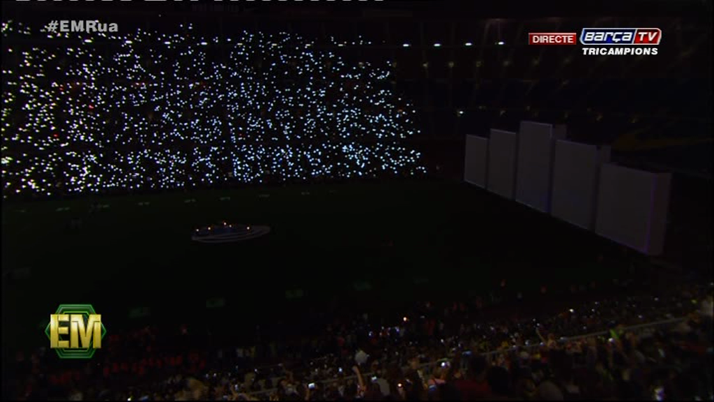 dvbfcb's tweet photo. Et que la fête commence ! 👏#EMRua #fcblive #TeamBarca http://t.co/QQtWhrbsKc