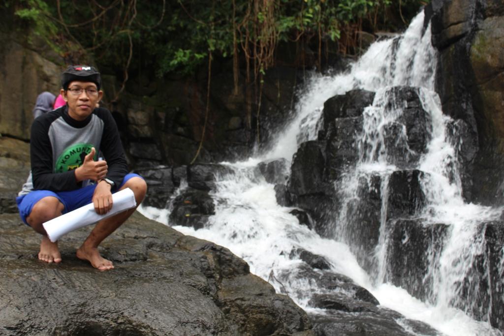 abank_ridho's tweet photo. Handalnya ini tempat. http://t.co/UaVsV8V8lS