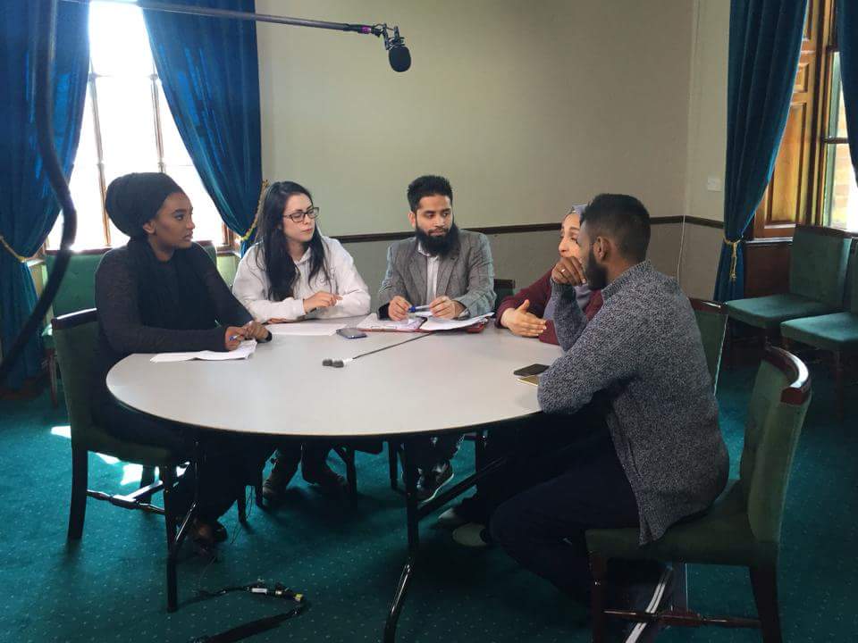 ZoeWinston1's tweet photo. A wonderful day of filming, meeting incredible &amp; inspiring people! @BritishMuslimTV #interfaith http://t.co/Llmwg2DCof