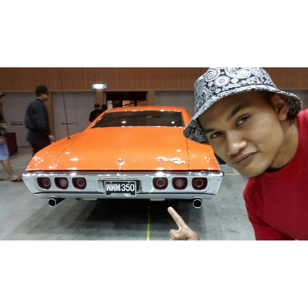 FariqFrequensi's tweet image. #excusemyface while I pinch that ass about hundred times though to feel if it&apos;s real. 
#artofspeed2015 #AOS2015