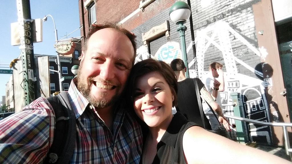 JGardnerPhoto's tweet photo. More hugs for @MustardLane #RAD2015 http://t.co/GdVZT7gLEg