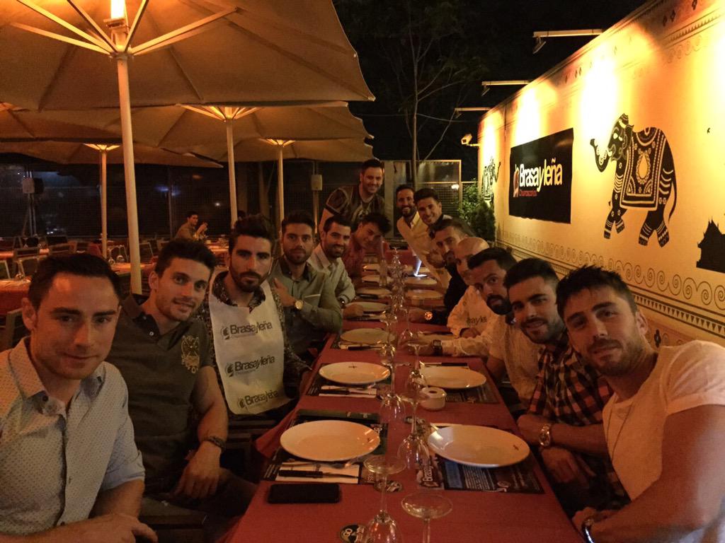 LosMiamis's tweet photo. @ChicoFlores12 @fjbautista @javionoff @josemillan027 @julioperiano @PabloValle86 @AlbertoDiazS @ElalexN http://t.co/RfqE5nYjCV