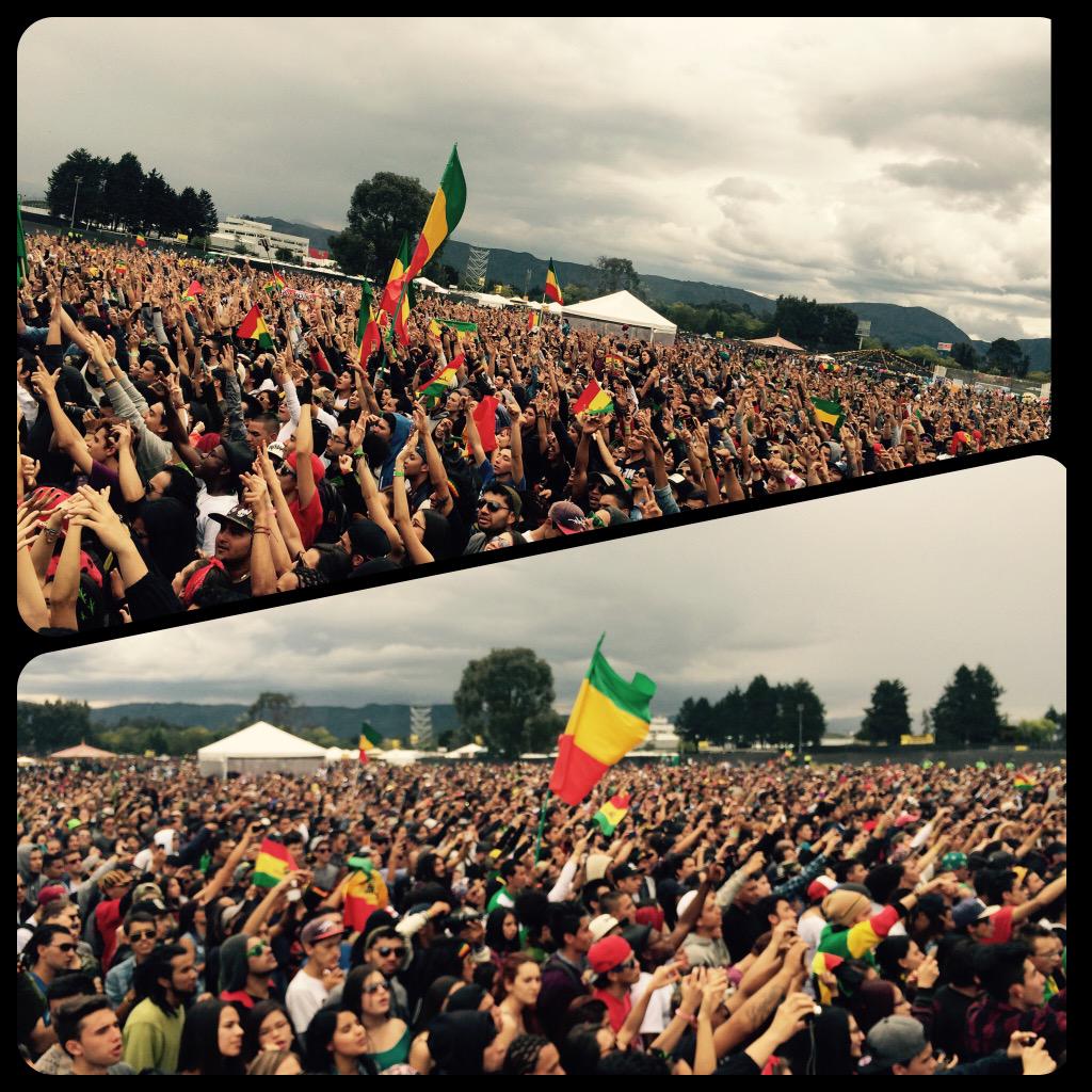 Dealonzo21's tweet photo. Así va el #Jamming2015 http://t.co/oUWzT7HJDB