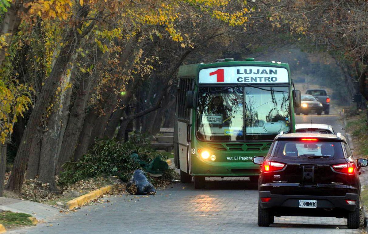 LosAndesDiario's tweet photo. La población de Chacras de Coria se triplicará en 20 años y no se planifica http://t.co/7voucZY70b http://t.co/Qe3GgYrg2Q