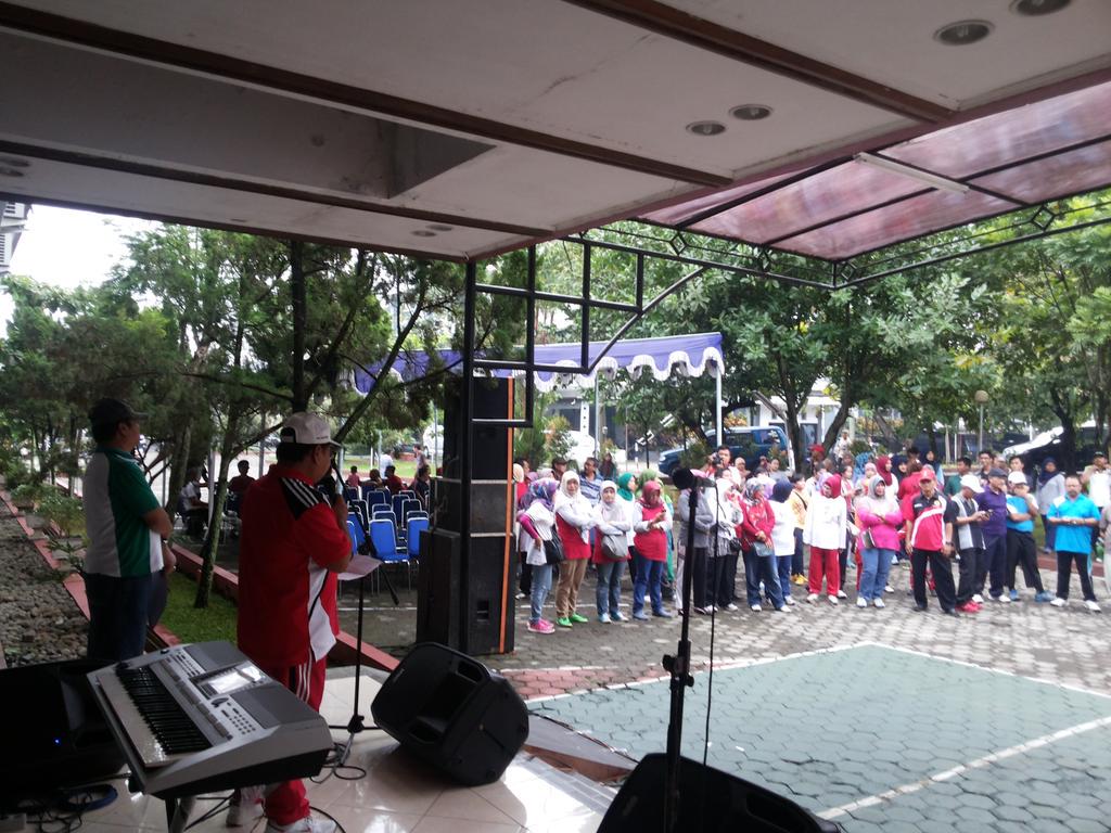 Acara Sambutan, Tata tertib dan rute Jalan Sehat kepada Mahasiswa dan seluruh KBMFH #livetweet