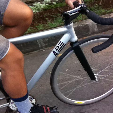 ramadhios's tweet photo. @heroAkkbar_ aerosprint nya tuker sama pcolite mau? Sz54 http://t.co/2bVoyCXrTb