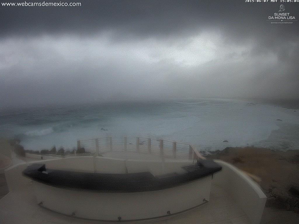 webcamsdemexico's tweet photo. #Blanca Estas son las últimas imágenes que nos ha dejado la webcam de #CaboSanLucas #BCS antes del corte de luz http://t.co/gSjIAeUuly