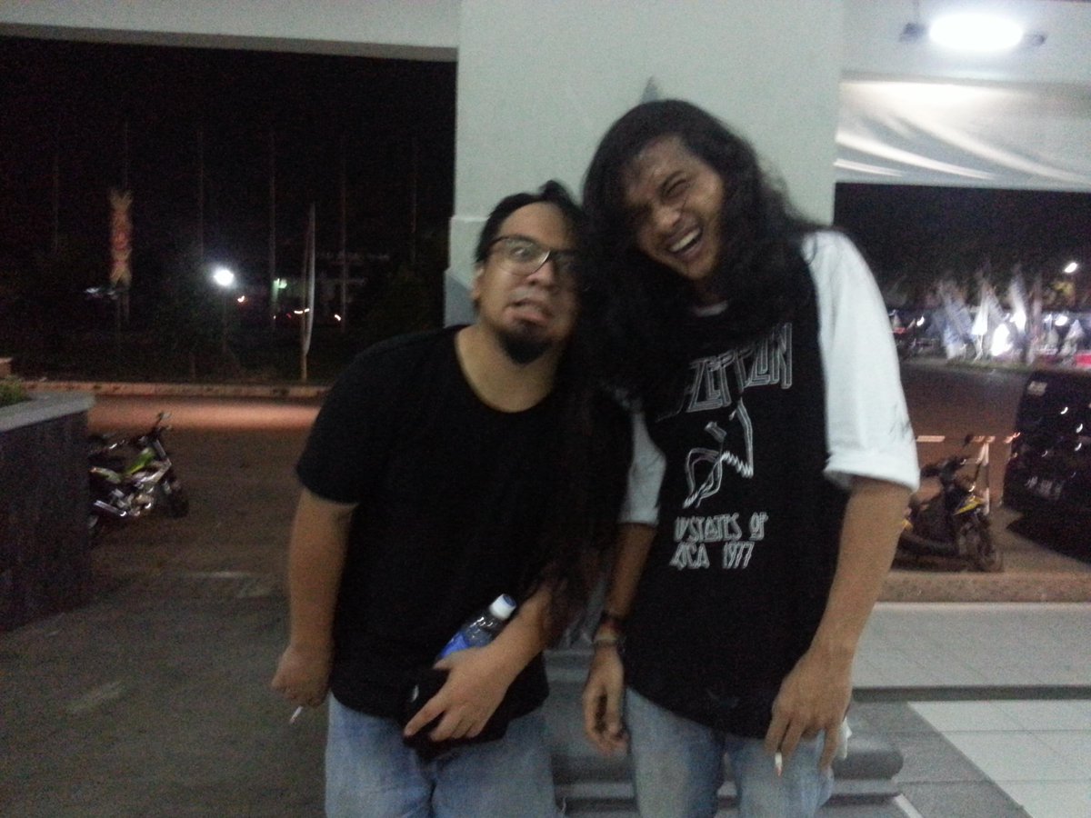 Kite duo gondrong hehe <a href="/Rega_Vanjiwara/">RegaBesokBubar</a>