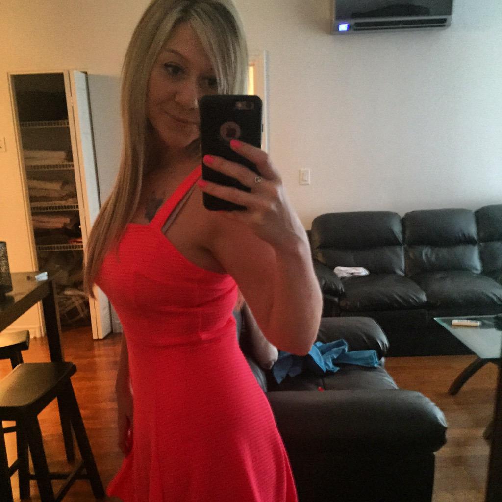 jenanickless's tweet photo. Sunday funday! #babyshower #Ottawa #sunny #summer http://t.co/xbAPkGqfEf