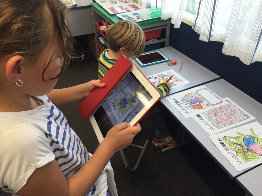 CentralNPKids's tweet photo. This afternoon R10 have been experimenting with augmented reality! Quiver is a fun app! #LetsWriteAboutIt http://t.co/c3c5A9XNv1