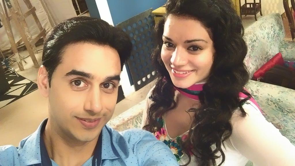 Embedded image permalink