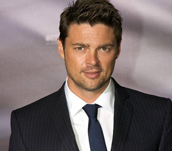 Wishing Karl Urban a very happy bday!!!                  