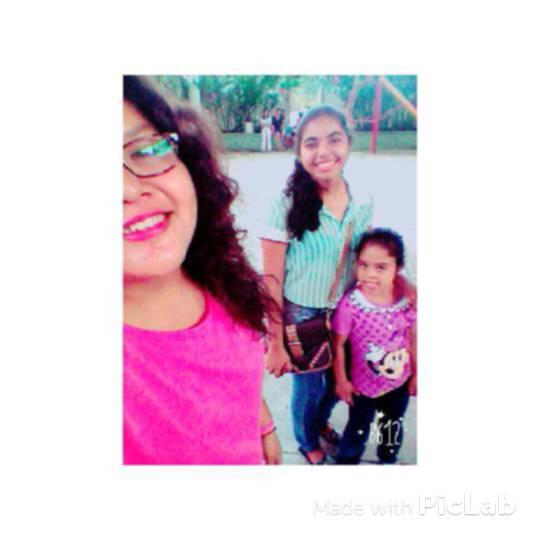 hanni6314's tweet photo. Que bonita tarde en el albergue🙈💞. #TardeFeliz #RodeadosDeAmor http://t.co/QUg79Jq7VJ