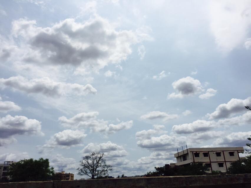 lloydselden9's tweet photo. Beautiful skies #cloud #Instagram http://t.co/irZT371gng