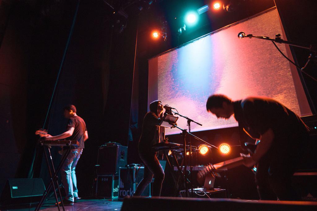 empty_files's tweet photo. From our last show - Barrutirock 2015. By @juan_boado http://t.co/PpK8mxw3fZ https://t.co/QZFqOR3jQ2 http://t.co/YvljiAlRB3