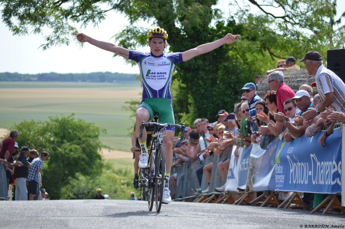 amelie_barbotin's tweet photo. @BaptConstantin devient Champion régional Poitou Charentes http://t.co/2LbSEVk9yb