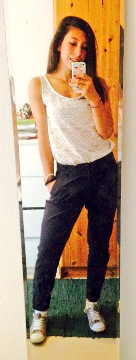 DepartyThay's tweet image. Good morning! Today style to begin the week!! #readyforZurich #clothes #morningstyle #happy #DepartyStyle #ZARA #HM