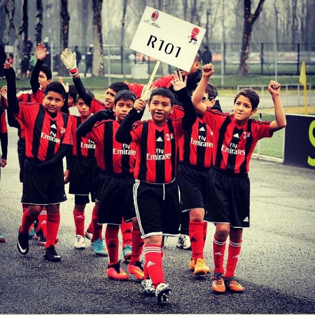 posepose19's tweet image. 