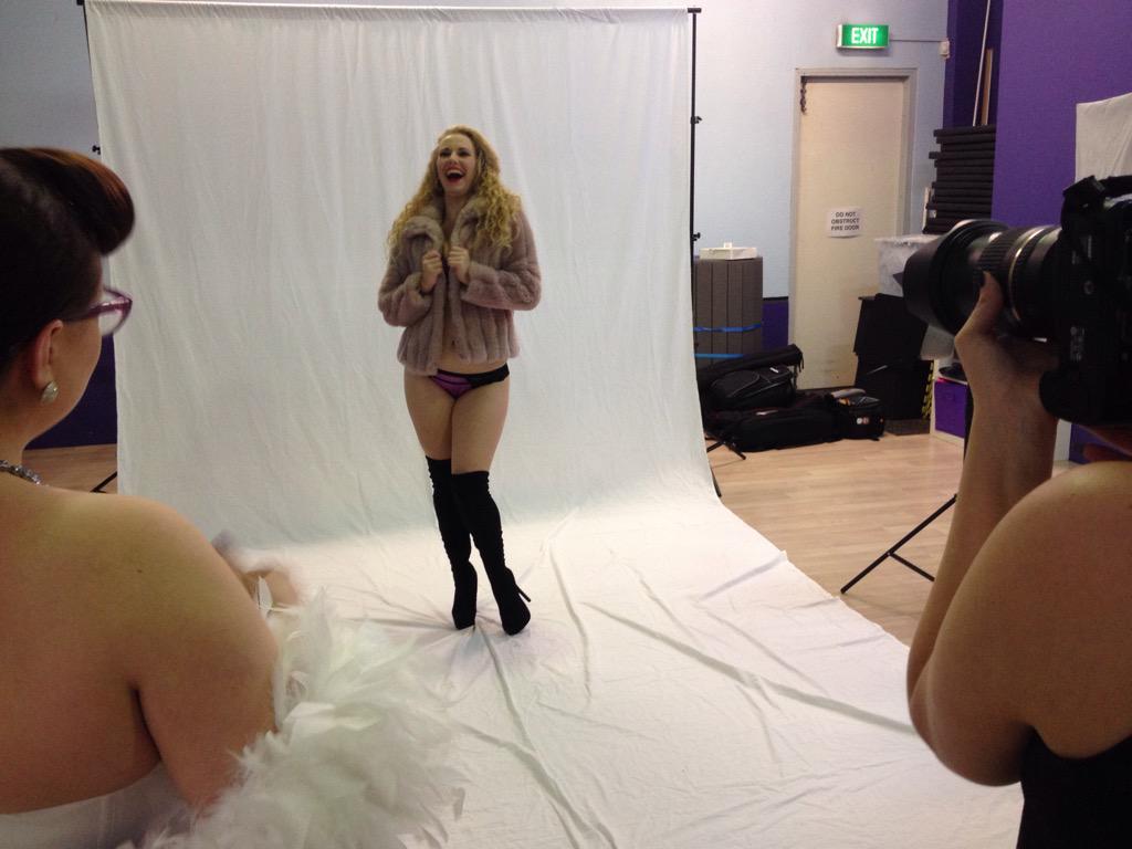 ladyvelvet_aus's tweet image. A big HAPPY BIRTHDAY to this absolute babe @BambiLaBelleAU - hope you get spoilt rotten!!