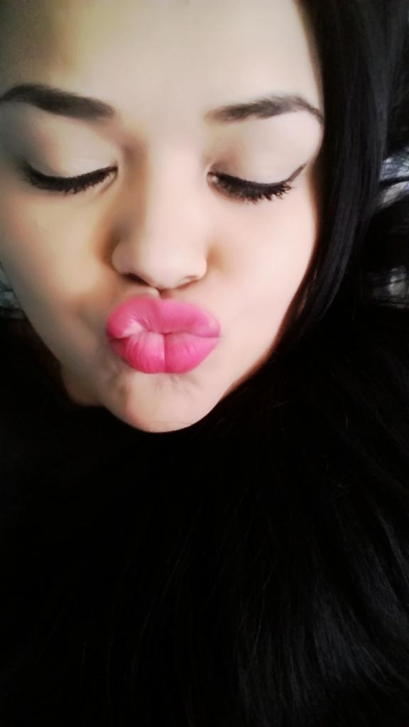 BrendavVeronica's tweet photo. Buenas noches #asoñar #delomasrico #love # http://t.co/QG1Qm79J4r