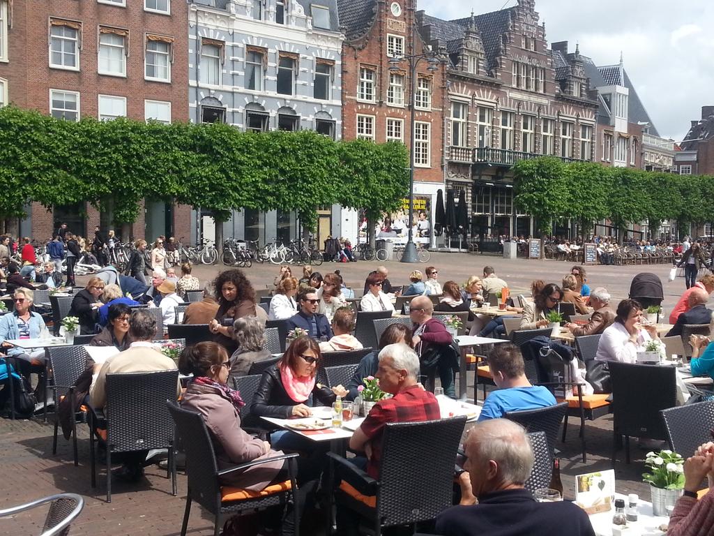Mooi bericht: Haarlem op 1 na best gewaardeerde stad van Nederland!!! We moeten alleen Maastricht voor ons dulden.