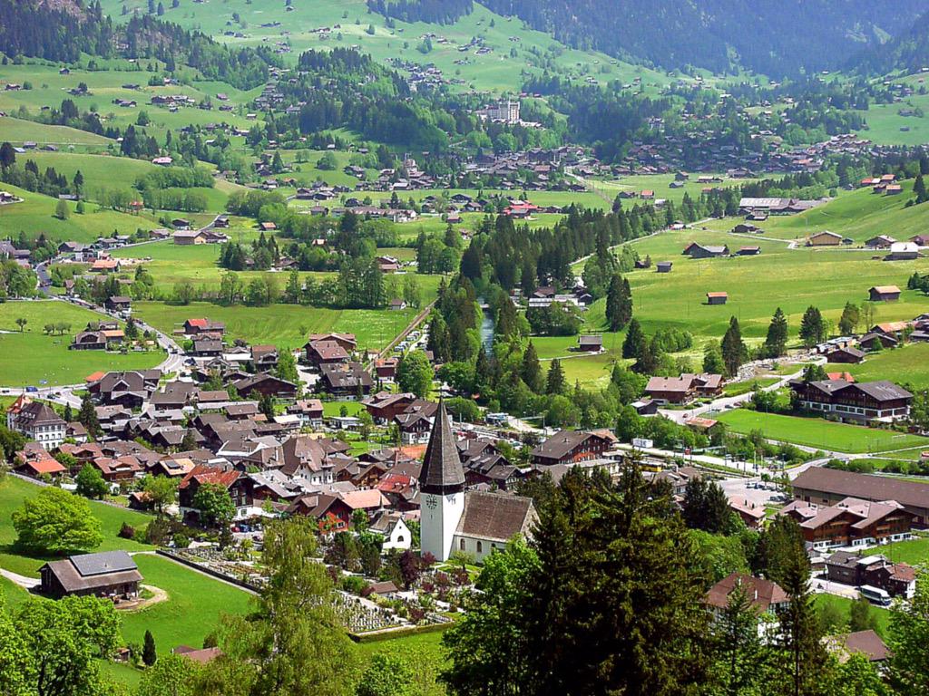 Топ села. Гштадт Швейцария. Город Гштаад Швейцария. Gstaad Швейцария горнолыжный курорт. Кантон Аппенцелль.