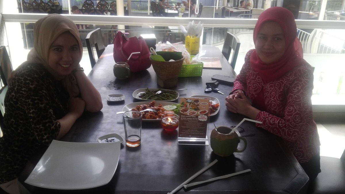 Thia Gustiasya tweet media
