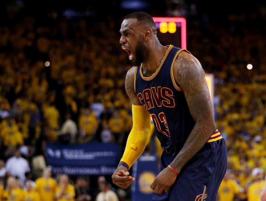 AS NBA (@as_nba) on Twitter photo GSW 93 - CLE 95 (1-1)
'LeBron James no tiene límites'.
La crónica de <a href="/juanma_rubio/">Juanma Rubio</a>
ver.as/b7_em GSW 93 - CLE 95 (1-1)
'LeBron James no tiene límites'.
La crónica de <a href="/juanma_rubio/">Juanma Rubio</a>
ver.as/b7_em