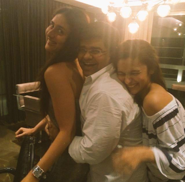 AliaFansForever's tweet photo. [PIC -3] Alia with @jiteshpillaai &amp; bebo! http://t.co/G5gIHEHigj
