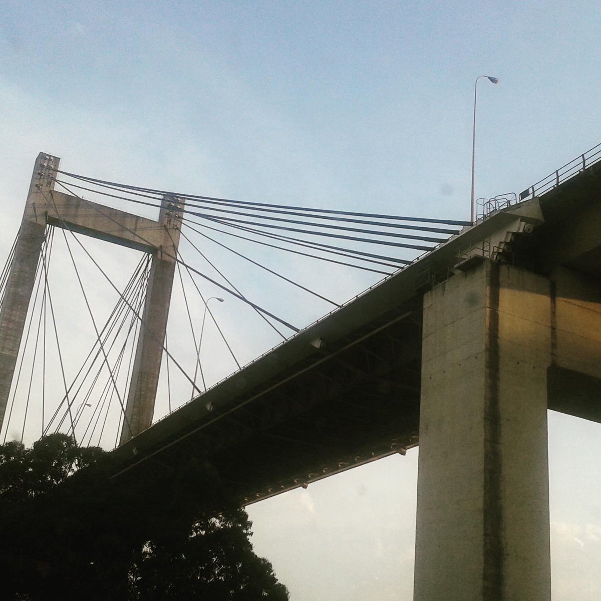 arantxaestevez's tweet image. Onte aproveitando o tempo no atasco de volta da visita anual á praia #PontedeRande #RíadeVigo