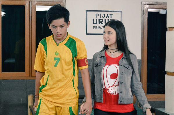 RT <a href="/SCTV_/">SCTV</a> Keromantisan #RainFahriSpecialGuestAtMADUNSCTV <a href="/cassandrasleee/">Cassandra Sheryl Lee</a> <a href="/RandyMartin98/">Randy Martin</a> Mlm ini <a href="/ASPMADUN_/">MADUN</a> pkl 19.45