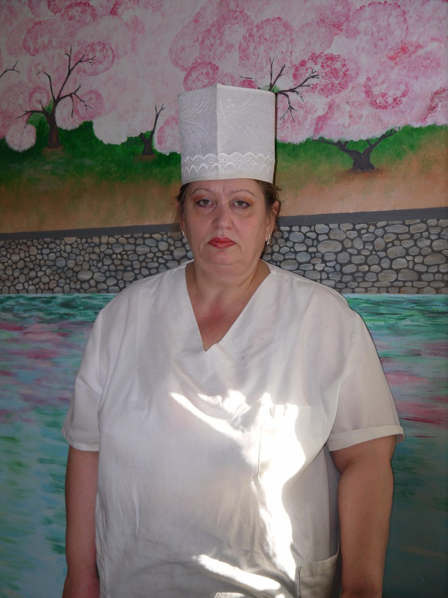 dominter1's tweet image. #деньсоцработника Бойнчан Руфина - повар "Наримановский ПНИ".С праздником!