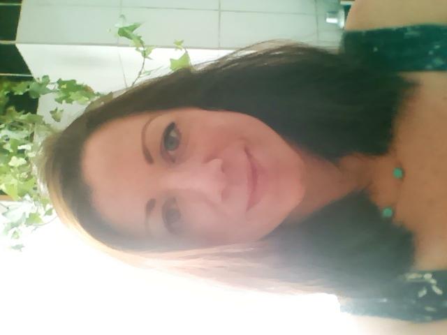 RecoveryLeeds's tweet photo. Here's a pic of me taken in the flattering light of my bathroom this morning - so you can put a face to my tweets! http://t.co/omrl8MMxwp