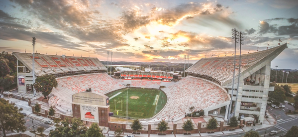 ClemsonFB's tweet photo. The #SpringClemson photo contest winner is @RyanVarney for this awesome photo of Death Valley at sunset from the air! http://t.co/irqHzJPPCL