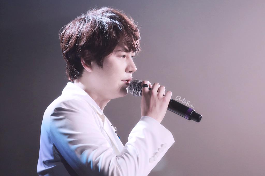 NoCommentXXXX's tweet photo. 150329 Super Show6 in Nanjing -- #9YearsWithKyu http://t.co/0GCBIErqtd