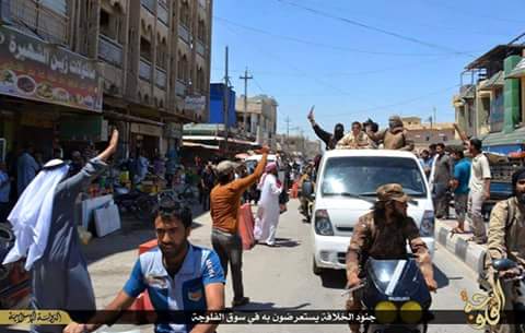 mhmad321m's tweet photo. علشنهي تهوس شصاير يبن ذيج
الباعت كل شرفهة اطيني واطيج 
شبقة بزاد الشرف وشباقي ضل بيج 
وذا مو هية بتهة تعوض الراد http://t.co/k7WbvqS5D4