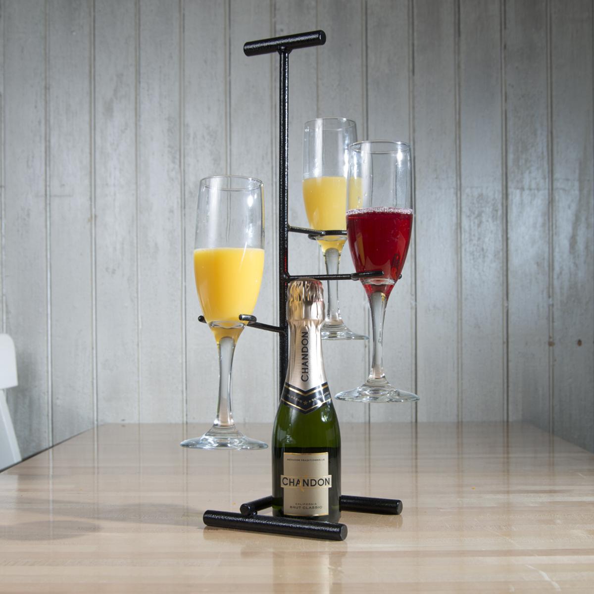 valpodining's tweet photo. Silver Spoon's Mimosa Trio. Yum! #mimosa #orangejuice http://t.co/yQfQBXw0uF