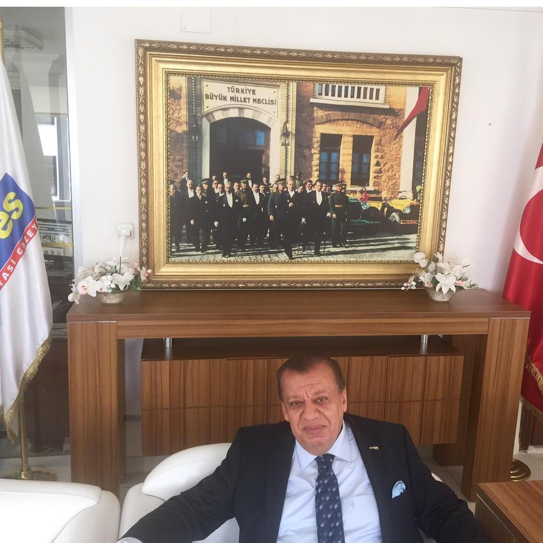 HakanBYardimci's tweet photo. MISAFIRLERIMIZI BUGÜN VIP OFİSİMİZDE AĞIRLADIK http://t.co/KG83qgkLB8
