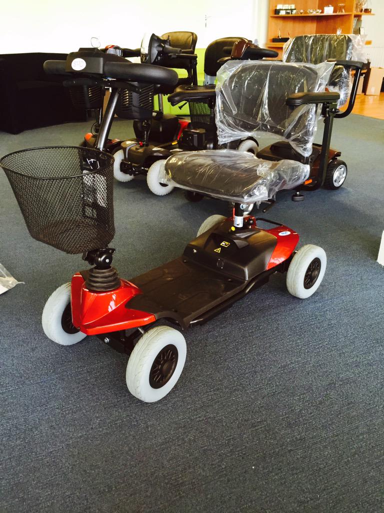 Back2Mobility's tweet image. As its #WorldMSDay #Back2mobility are offering this Strider lightweight mobility scooter for half price save €500