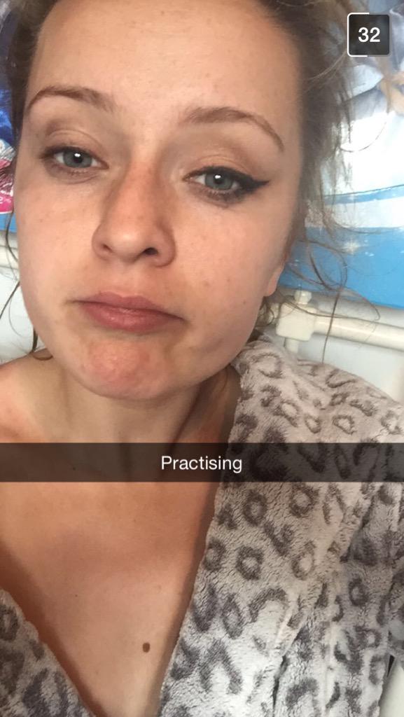 GeorgieLouSales's tweet image. Here&apos;s one for your MUA account @SidnieSalesMUA #happybirthday #getpracticing