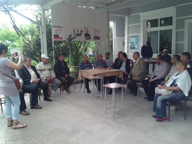 hasanozyercom's tweet photo. Marmaris' te vatandaşlarımızın sorunlarını dinliyoruz http://t.co/h9o6HFCda2