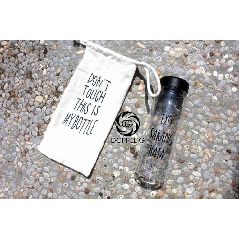 KimchiStyleID's tweet photo. [READY STOCK] EXO SARANG HAJA BOTTLE HARGA: Rp 140.000 + POUCH 500ML LINE ID: SHM8006G https://t.co/jg6VD1NN1K https://t.co/9dRThMihAU