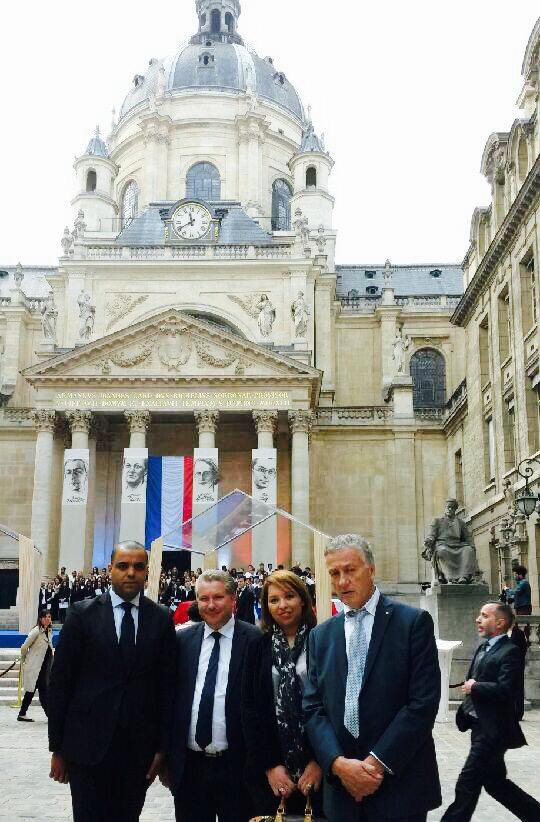 Hommage aux résistants entrant au #Panthéon2015. Un grand honneur de représenter la Région @iledefrance.