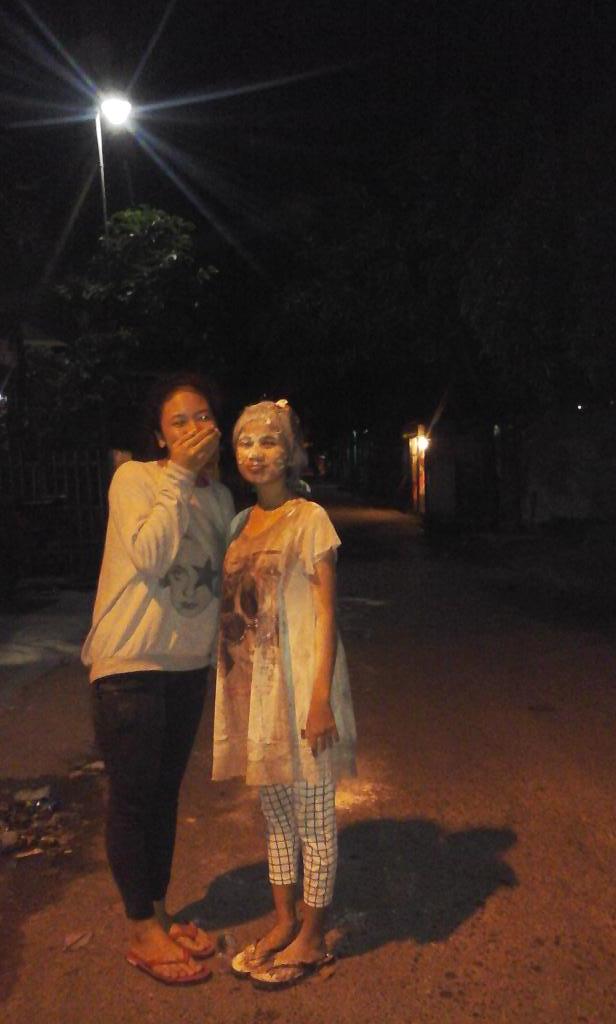 fatimmhh's tweet photo. 🎈🎉🎁😘😁 http://t.co/JyQP69c3TD