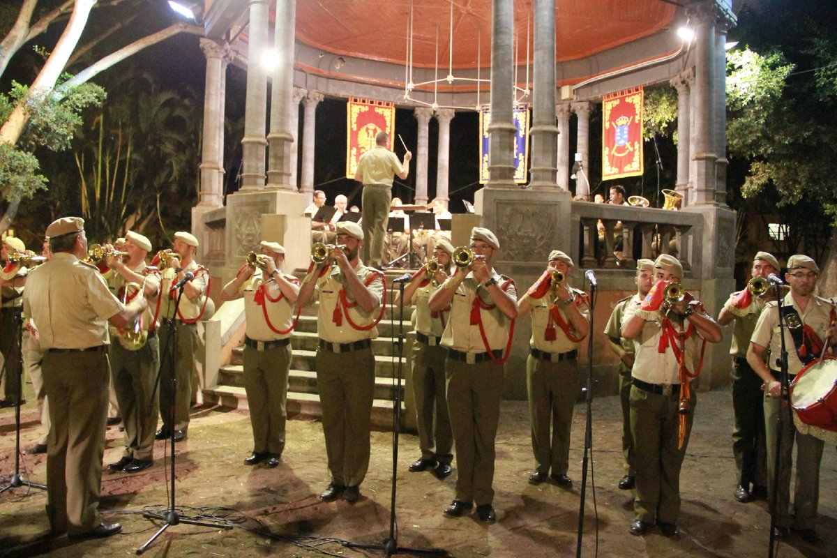 MCANA_ET's tweet photo. Mañana 28may 19:00h Plza del Príncipe #santacruz Tenerife Concierto Música ofrecido @MCANA_ET DIFAS #GraciasMILitares http://t.co/RBs5xp8hz8